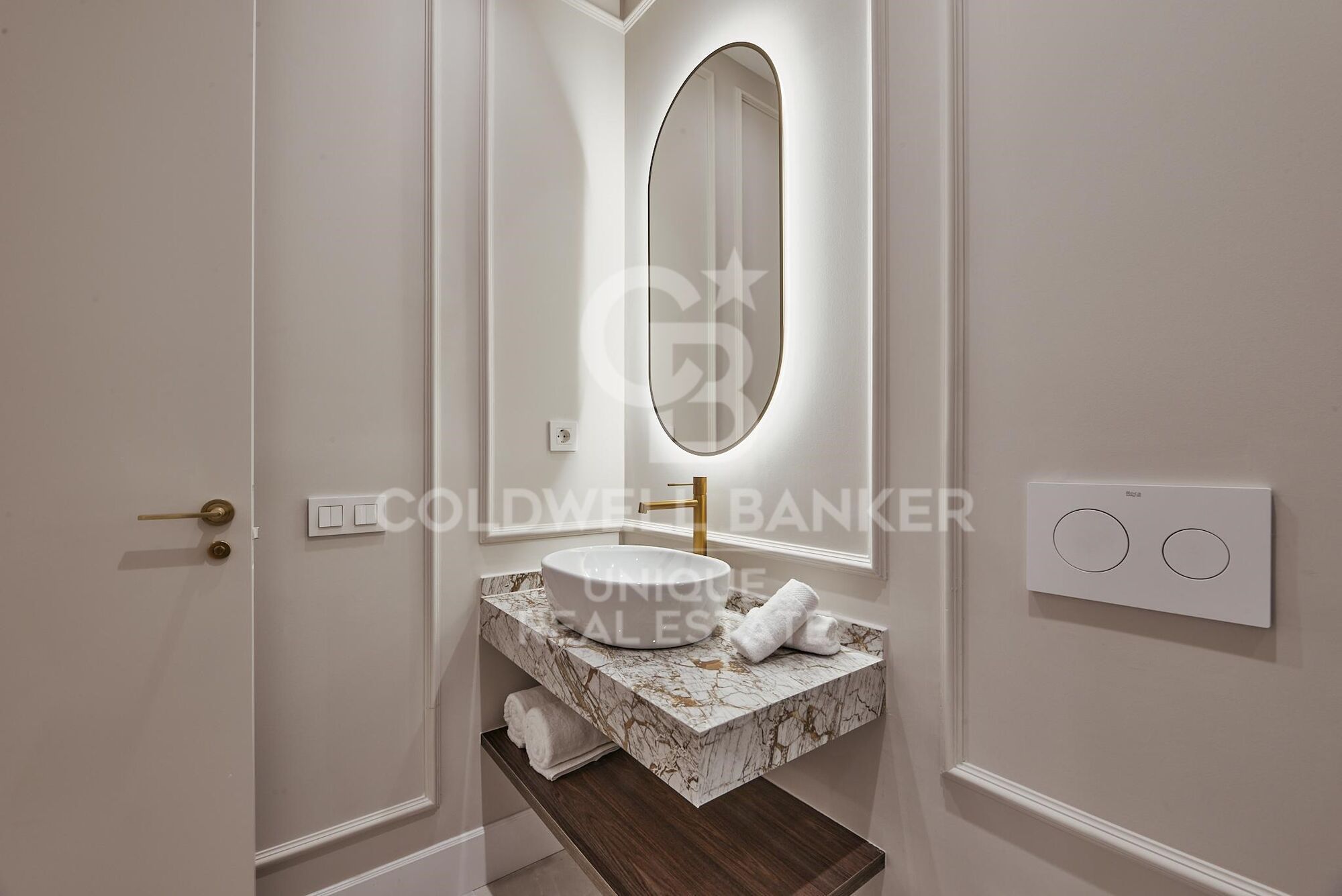 Piso de 3 habitaciones y 4 balcones a estrenar en Malasaña, en Madrid