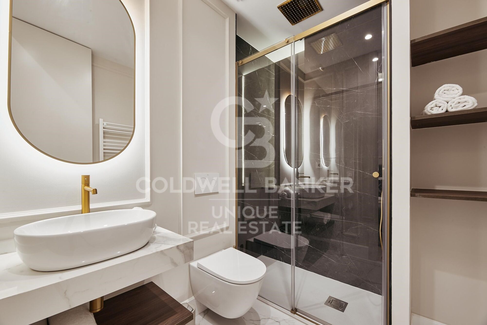 Piso de 3 habitaciones y 4 balcones a estrenar en Malasaña, en Madrid