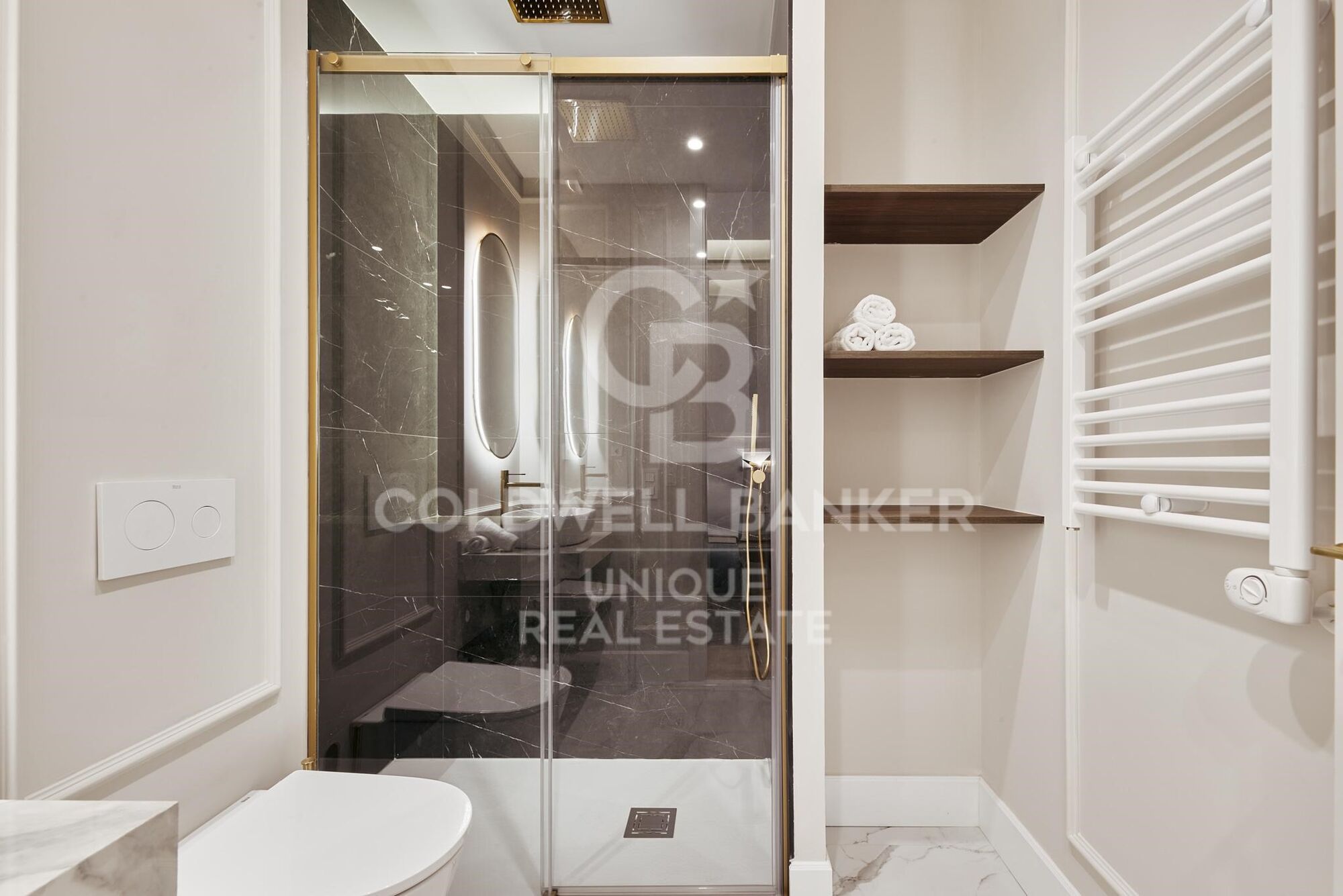 Piso de 3 habitaciones y 4 balcones a estrenar en Malasaña, en Madrid