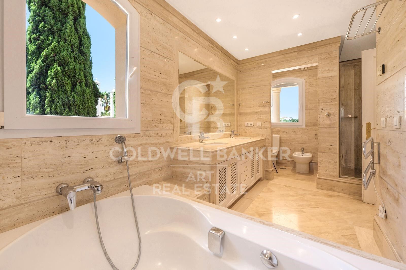 Élégant penthouse en duplex à Las Alamandas, Nueva Andalucía, Marbella