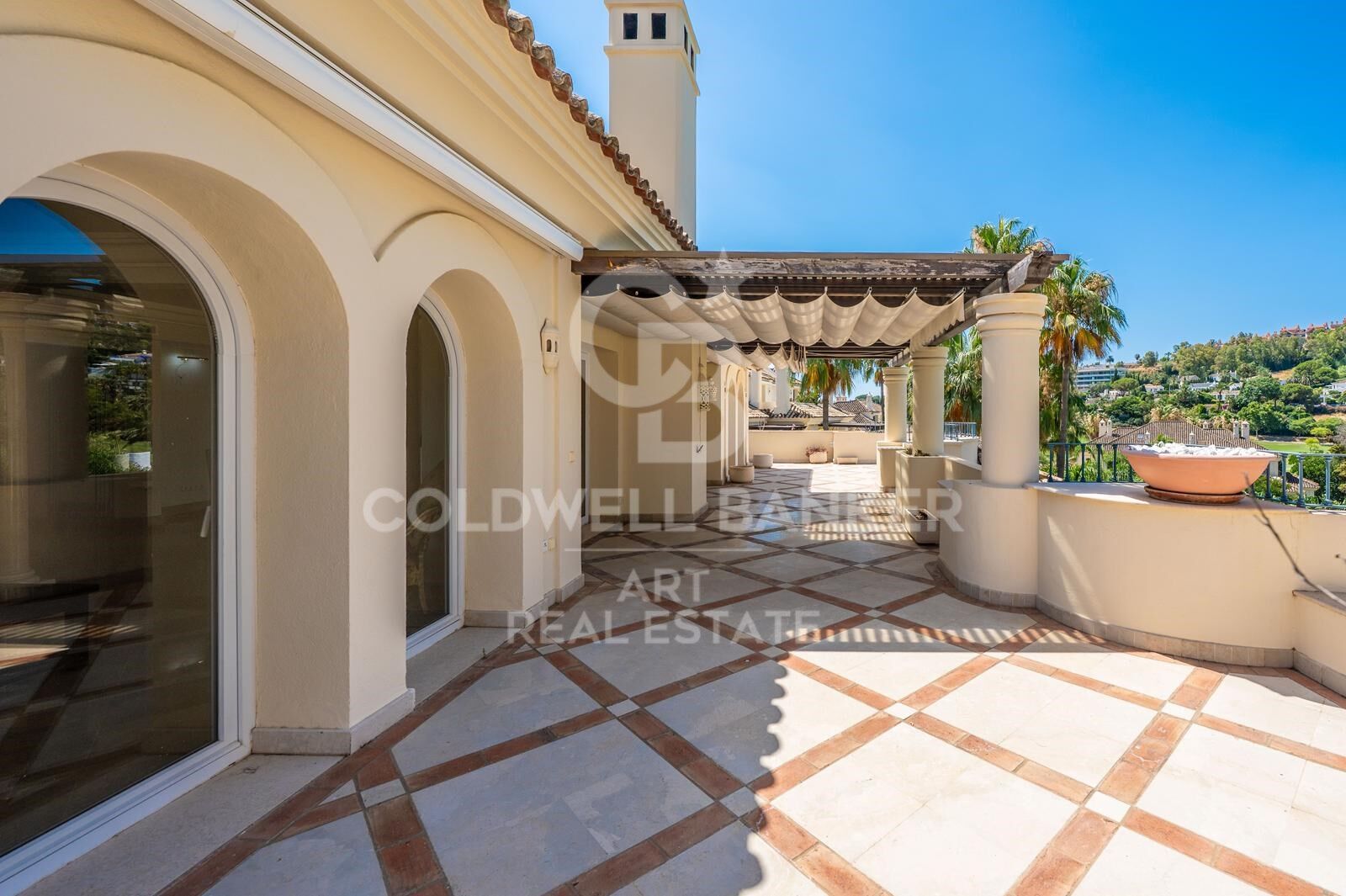 Élégant penthouse en duplex à Las Alamandas, Nueva Andalucía, Marbella