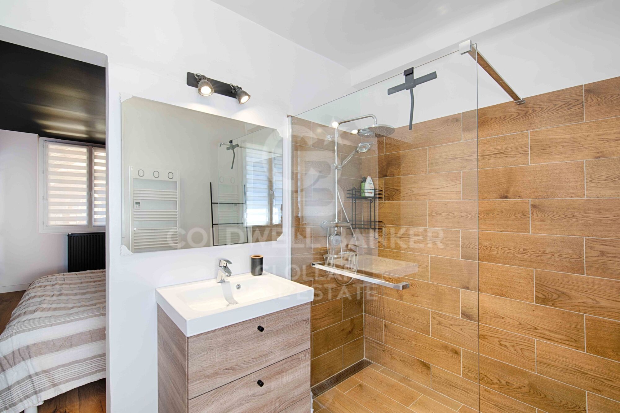 Maison de village au charme rustique et moderne à Caldégas