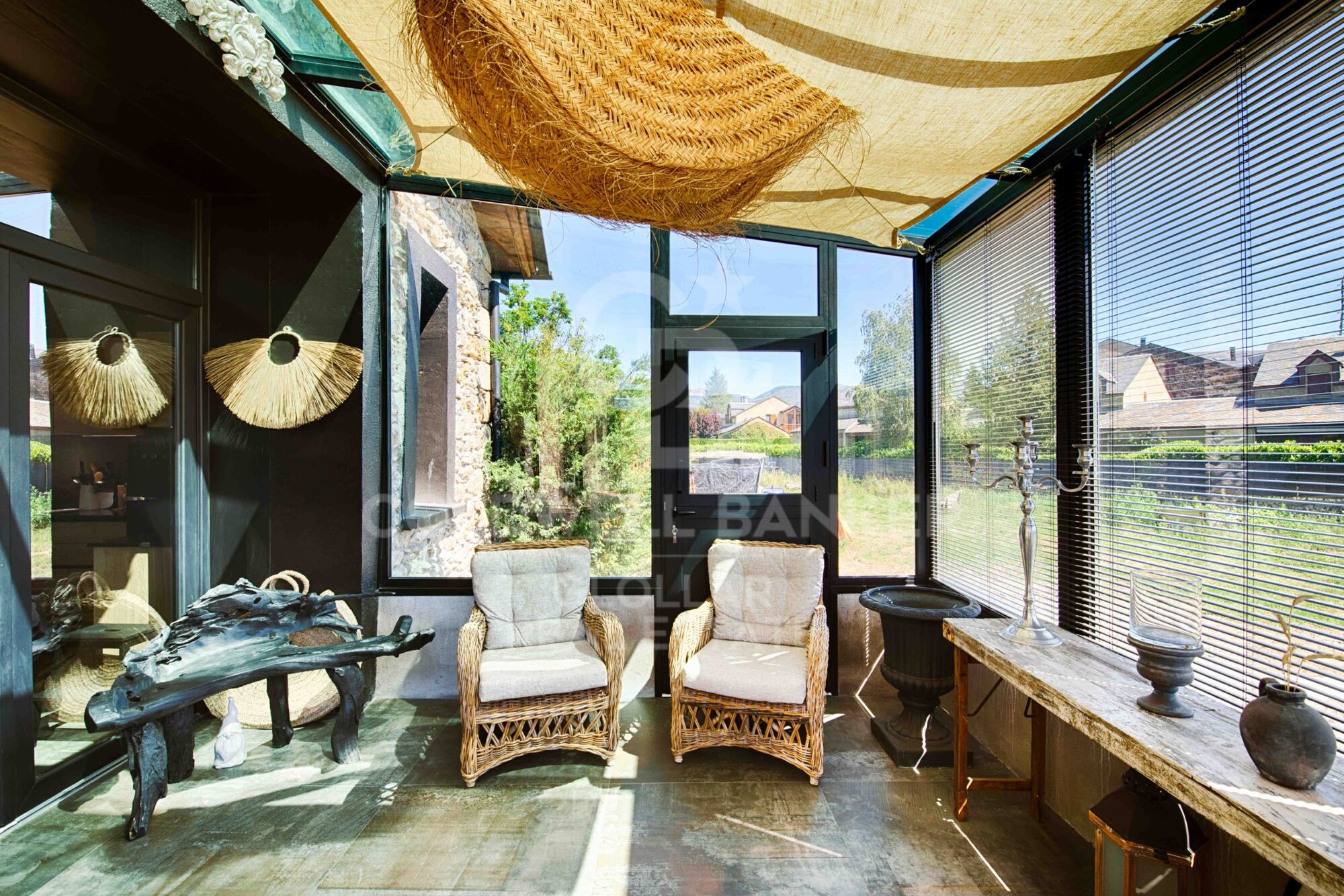 Casa de pueblo con encanto rústico y moderno en Caldégas
