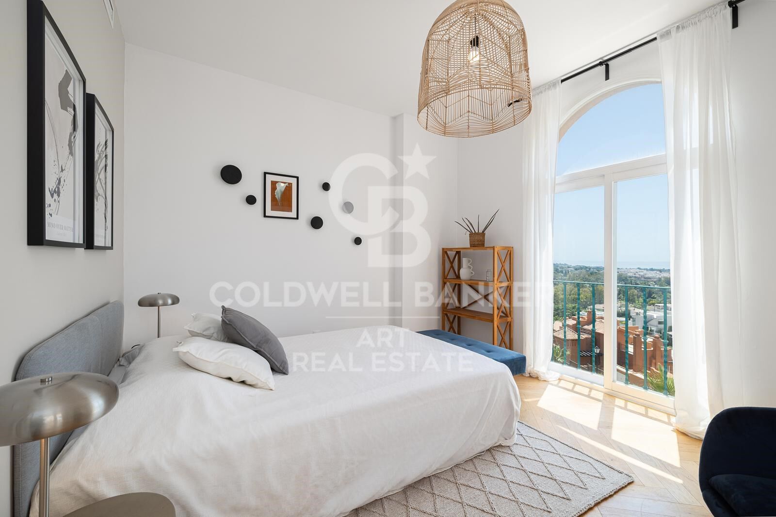Elegantes Penthouse mit Panoramameerblick in Nueva Andalucía, Marbella