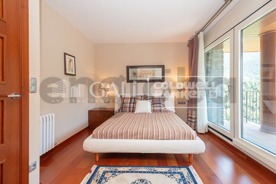 Villa 6 Bedrooms Sale Escaldes-Engordany