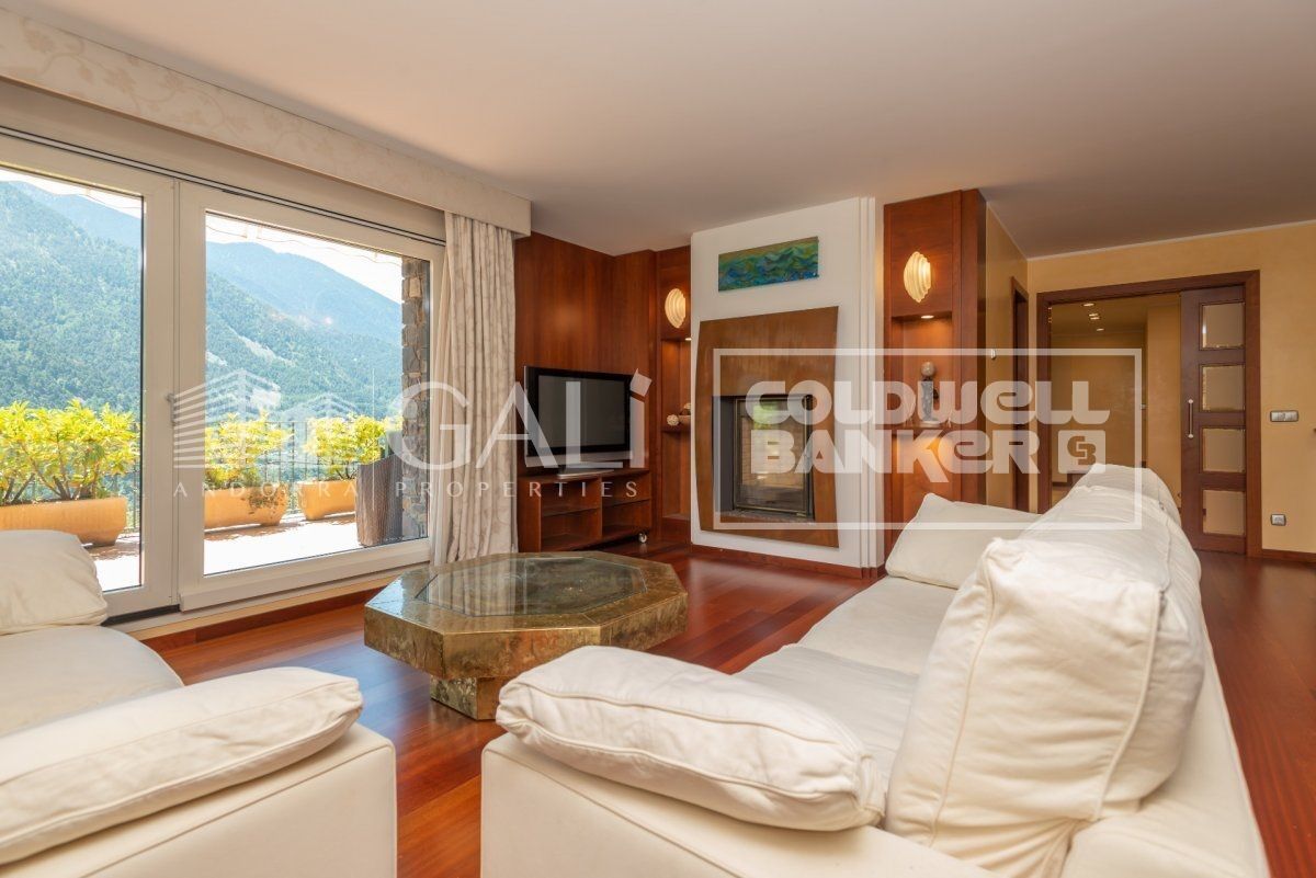 Villa 6 Bedrooms Sale Escaldes-Engordany