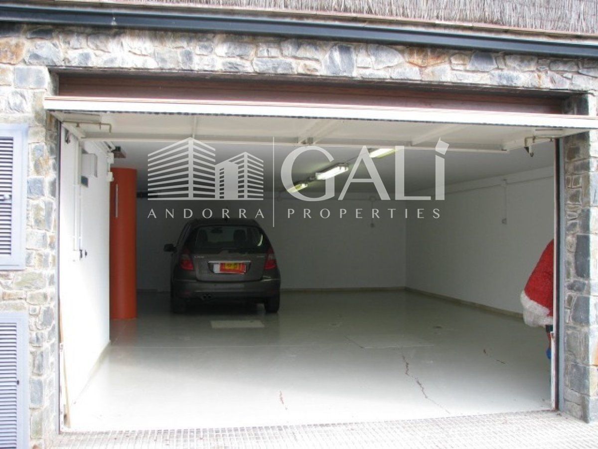 Villa 6 Bedrooms Sale Escaldes-Engordany