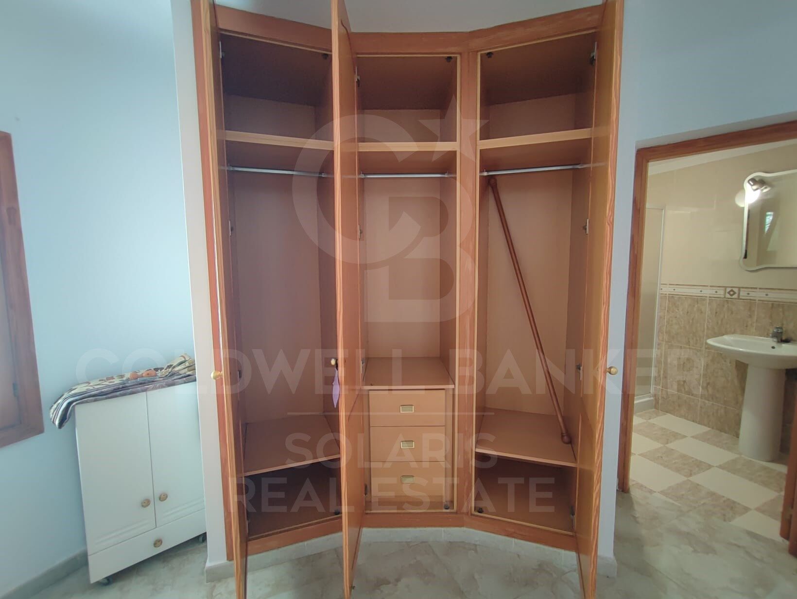 Exclusive finca in Orba with sea and mountain views