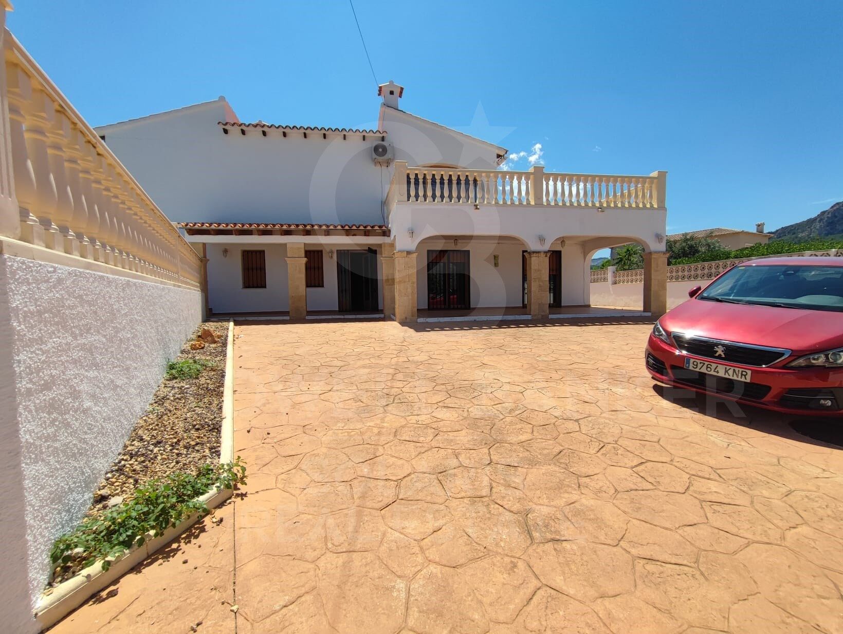 Exclusive finca in Orba with sea and mountain views