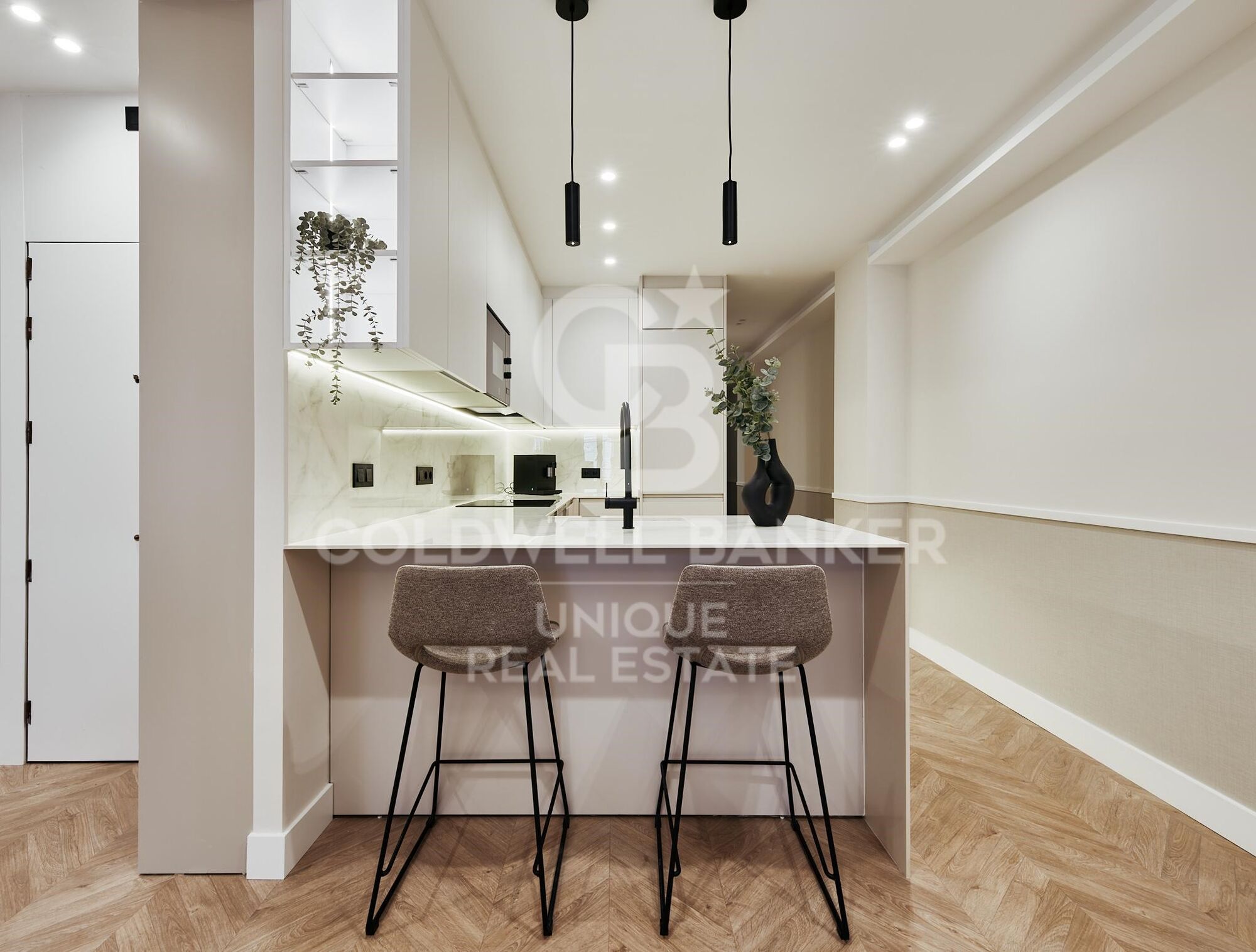 Brand new exterior flat with terrace and balcony in Trafalgar, Madrid