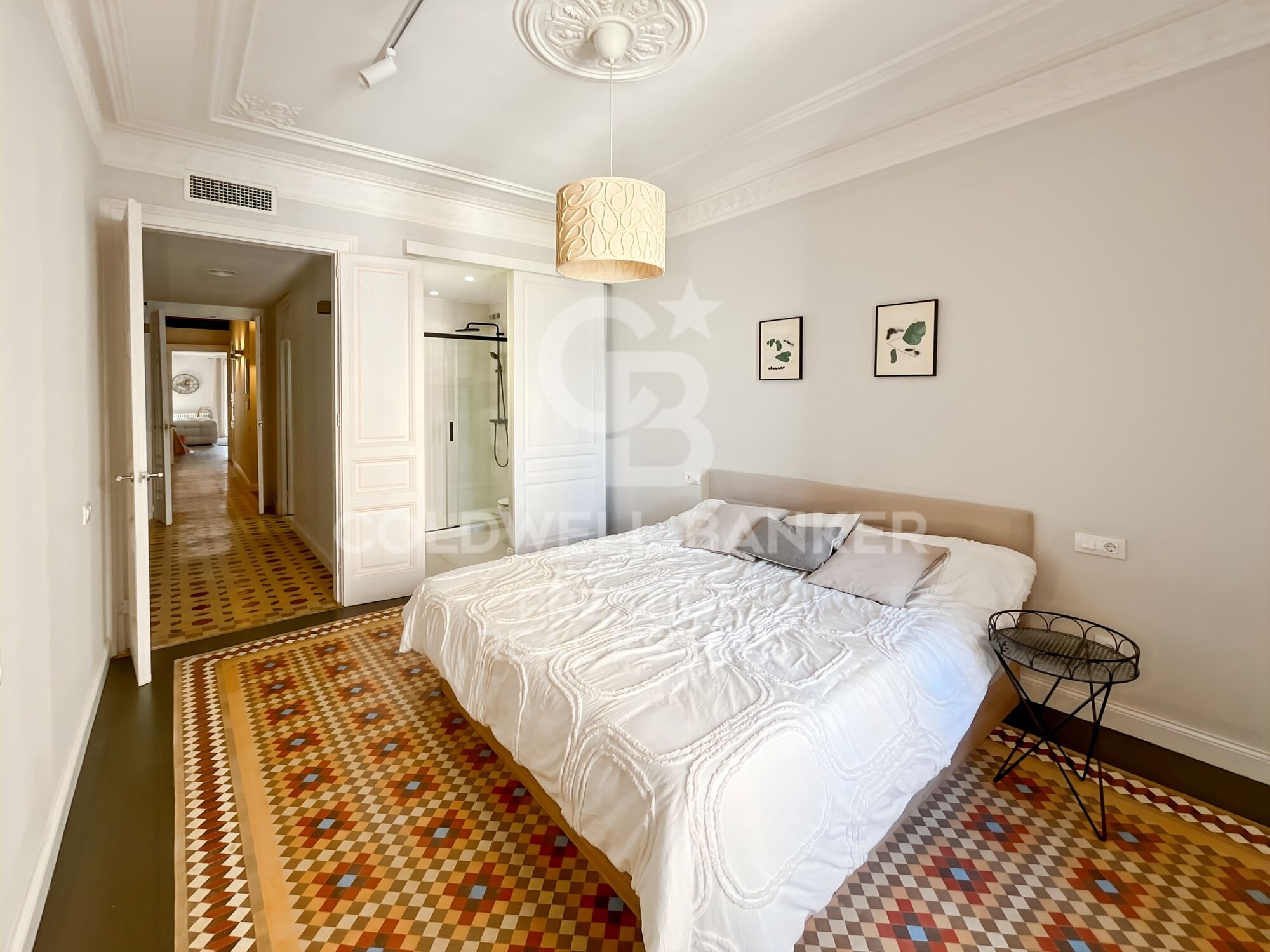 Appartement rénové à vendre dans l'Eixample Derecho avec terrasse,Barcelona