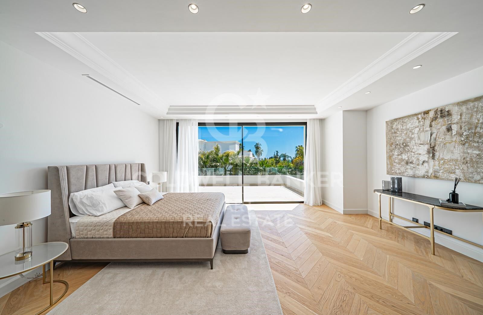 Fantastic villas in Lomas de Marbella Club