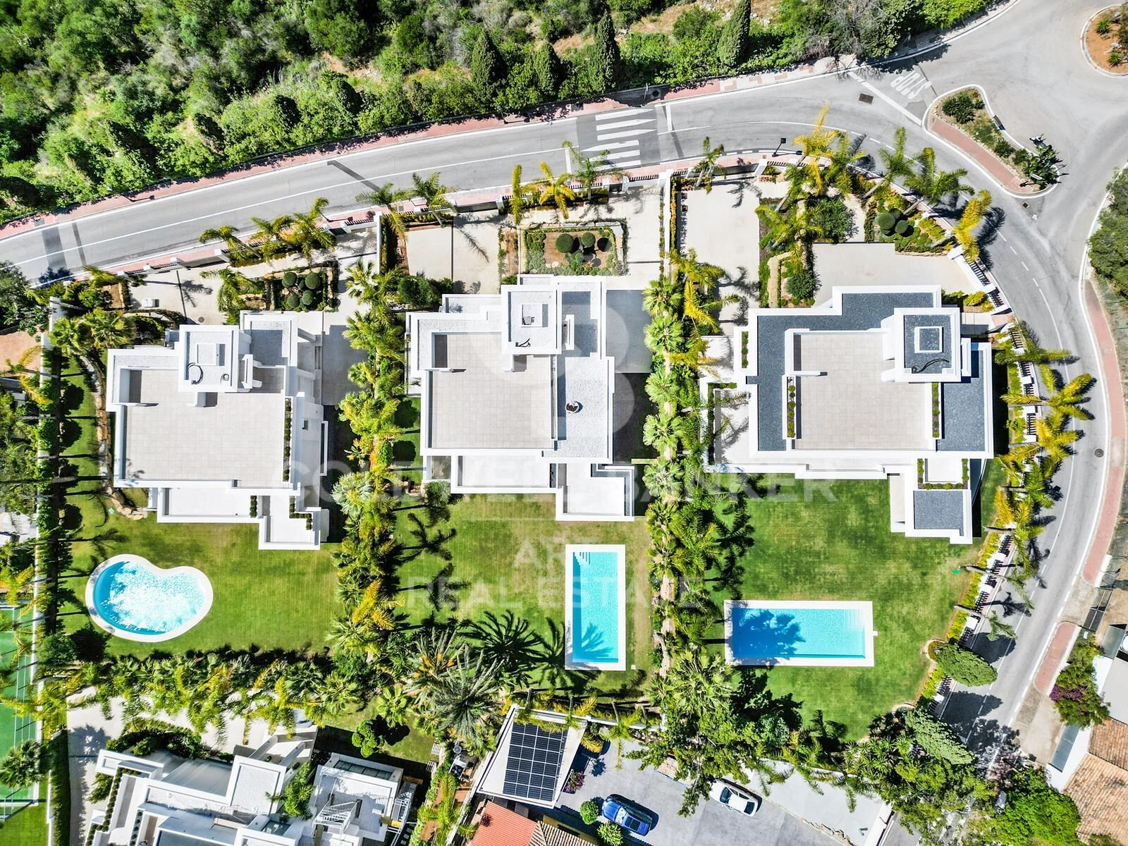 Fantastic villas in Lomas de Marbella Club