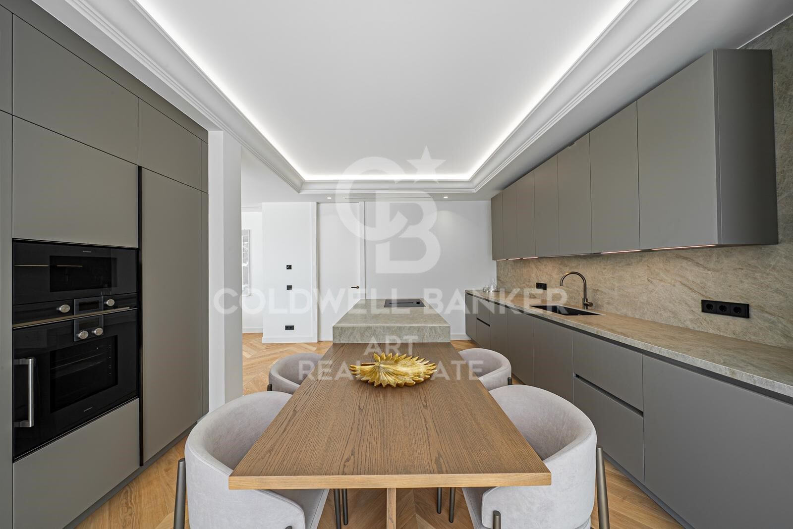 Fantastic villas in Lomas de Marbella Club