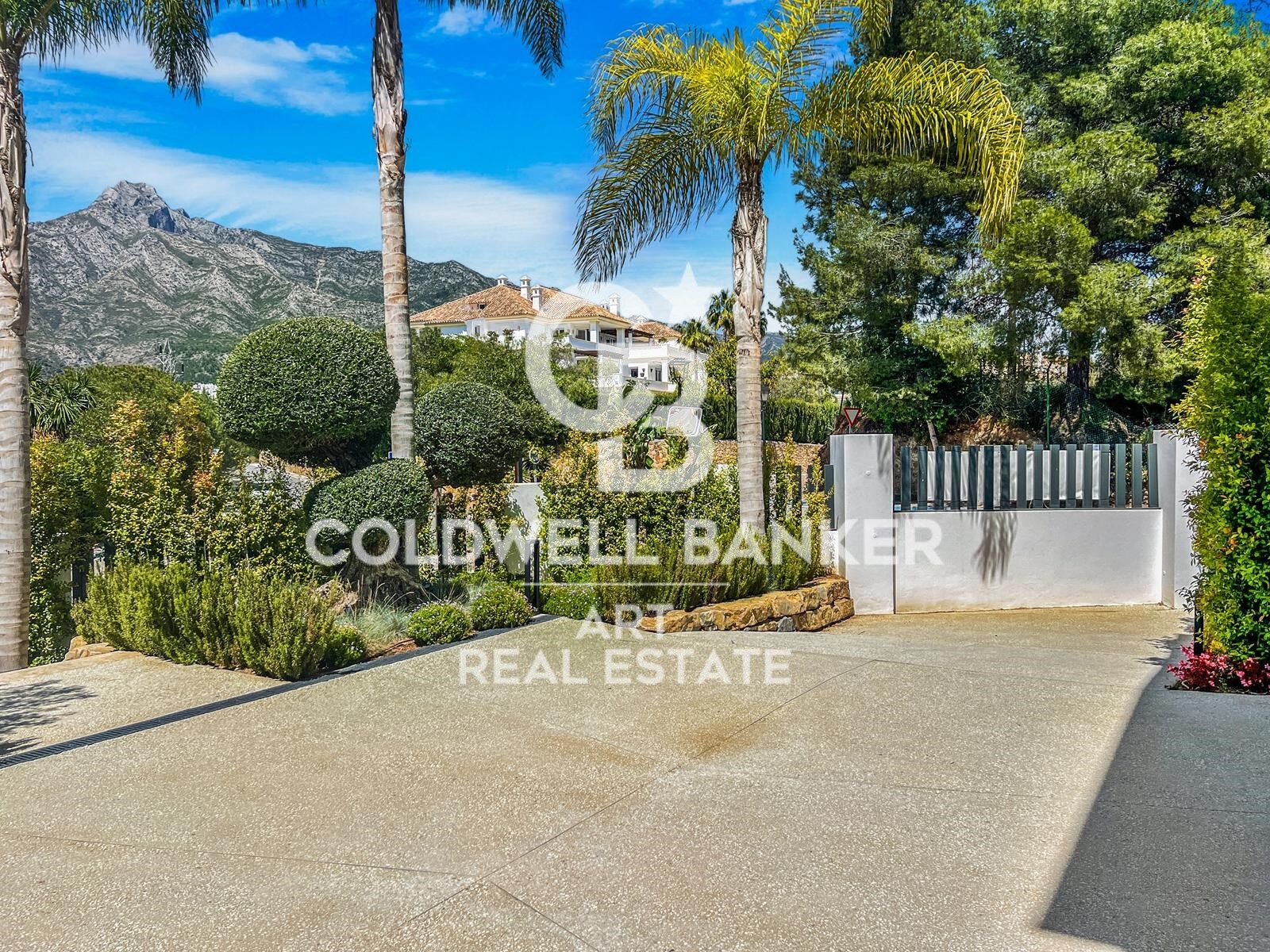 Fantastic villas in Lomas de Marbella Club