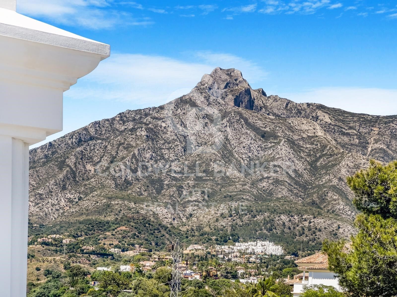 Fantastic villas in Lomas de Marbella Club