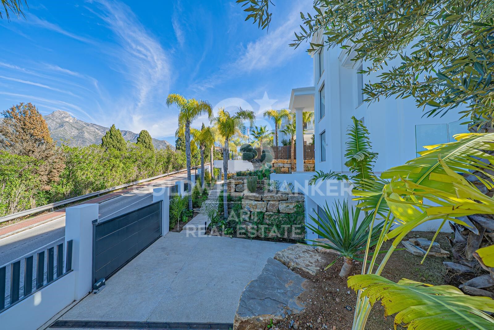 Fantastic villas in Lomas de Marbella Club