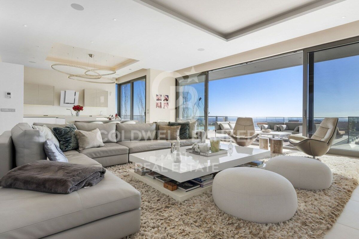Villa élégante en hauteur avec vue panoramique sur la mer à El Herrojo, La Quinta