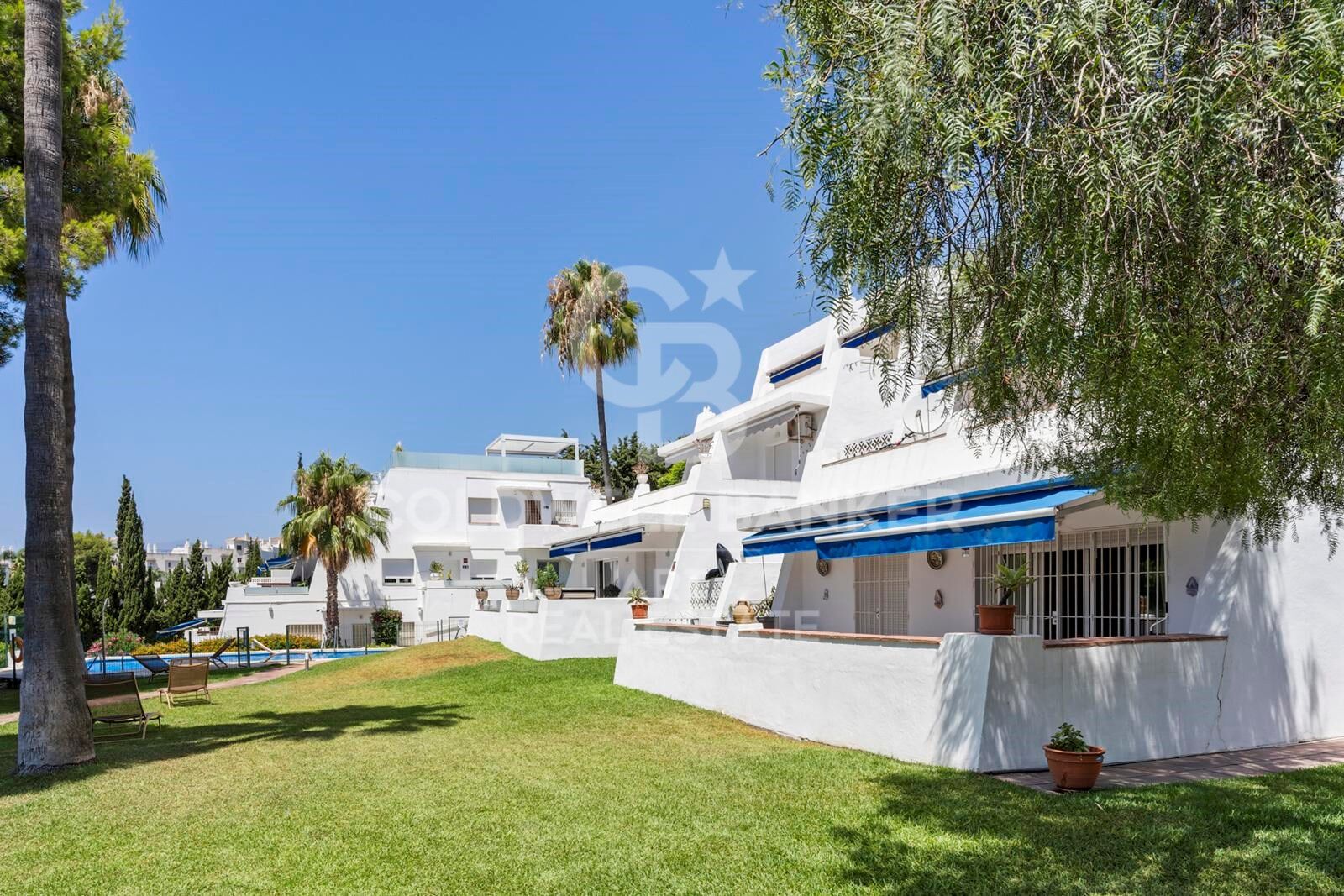 Elegant 3-Bedroom Apartment Just Steps from Puerto Banús