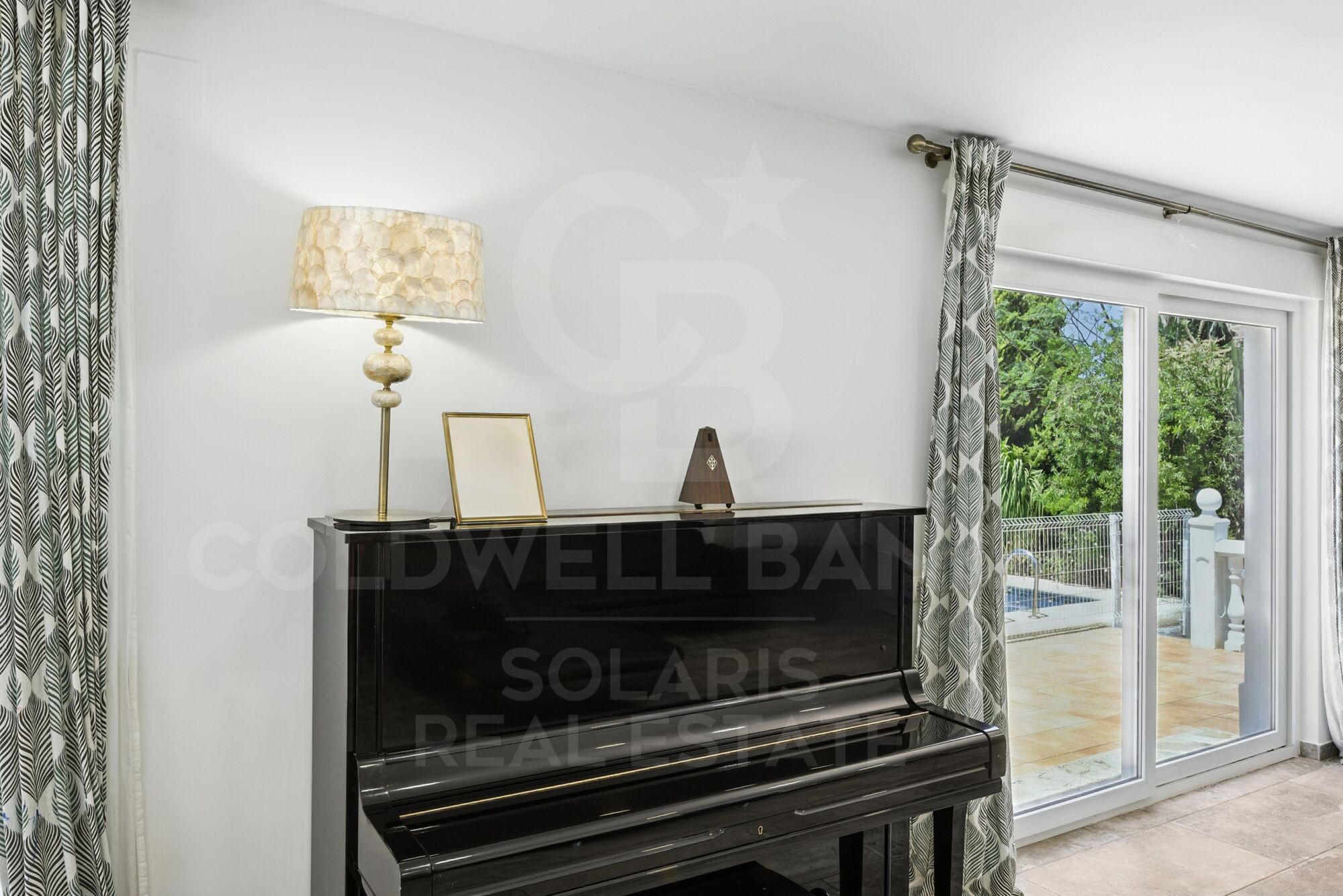 Spacious Renovated Villa with Separate Apartment, Pool, Solar Power & Fruit Garden