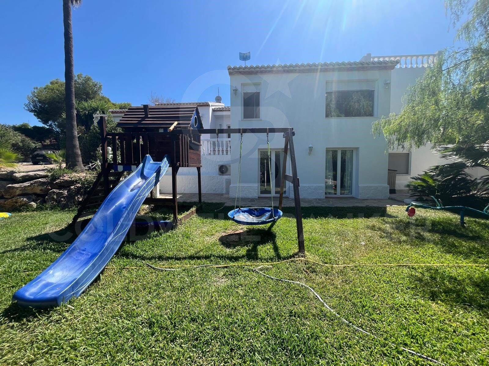 Spacious Renovated Villa with Separate Apartment, Pool, Solar Power & Fruit Garden