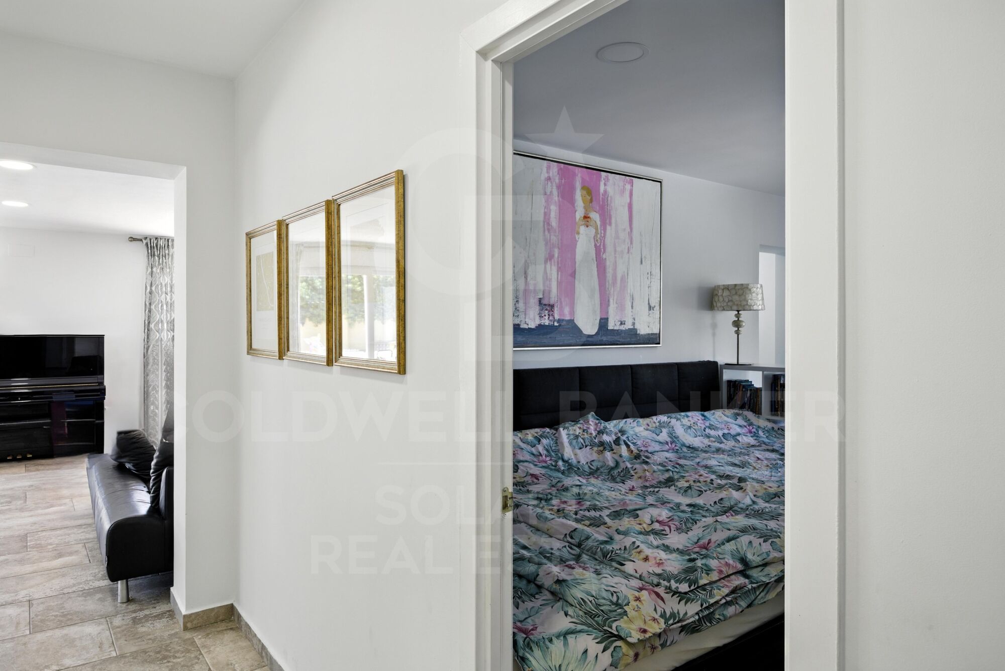 Spacious Renovated Villa with Separate Apartment, Pool, Solar Power & Fruit Garden