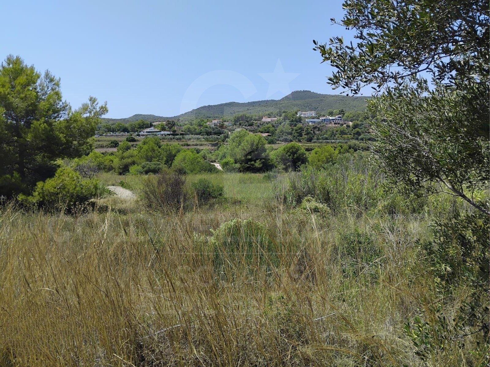 Terrain rustique au charme méditerranéen à Jávea Pour créer votre projet idéal