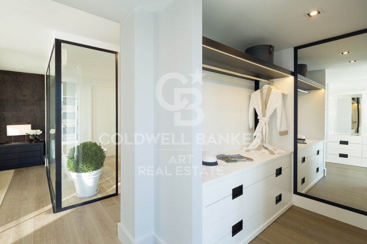 Raffinierte Mittelmeervilla mit Panoramablick auf Golfplatz und Berge, Nueva Andalucía, Marbella