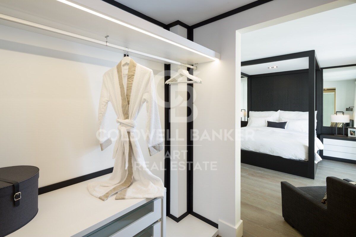 Raffinierte Mittelmeervilla mit Panoramablick auf Golfplatz und Berge, Nueva Andalucía, Marbella