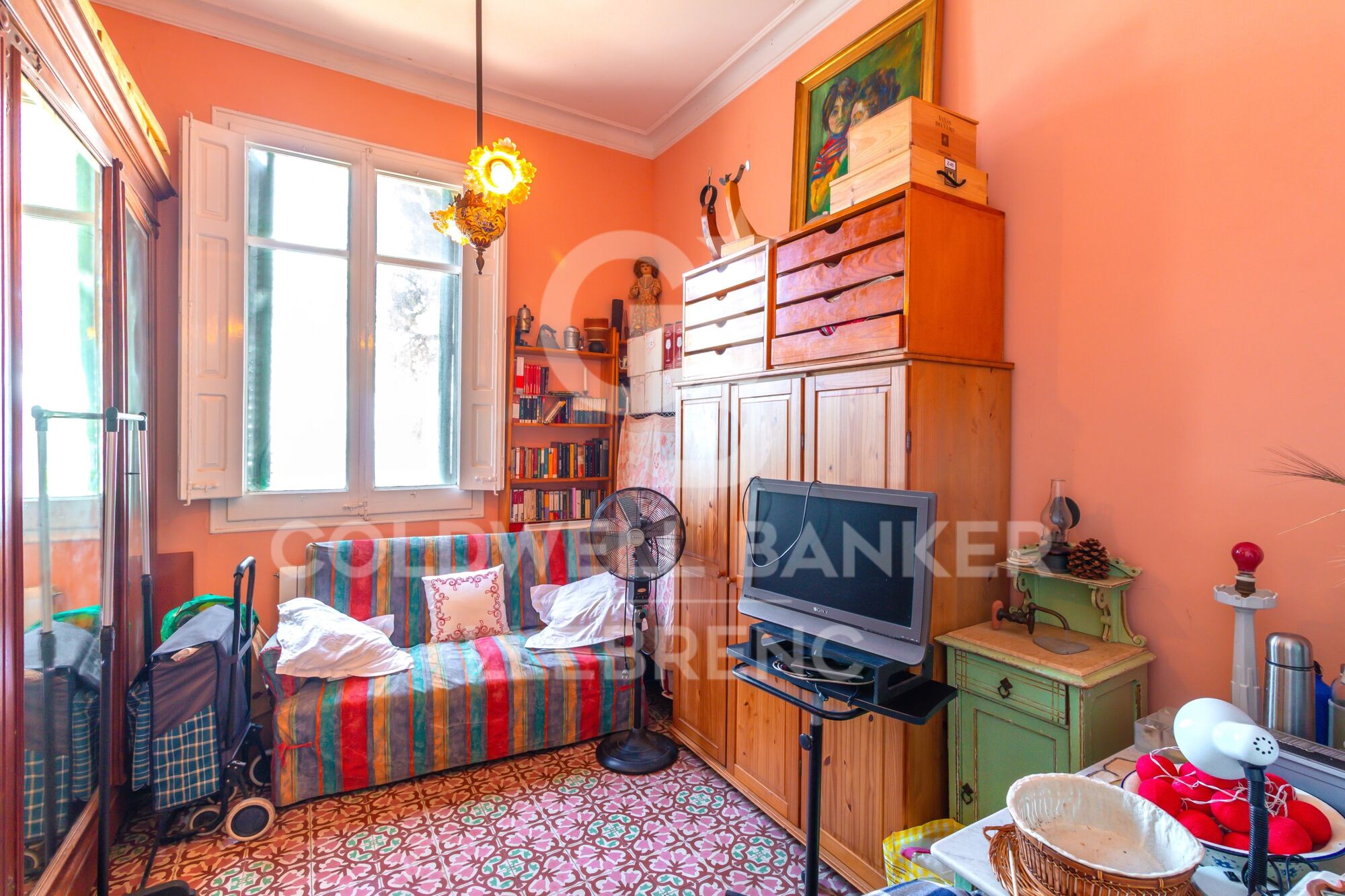 Modernist villa for sale in the Tibidabo neighbourhood