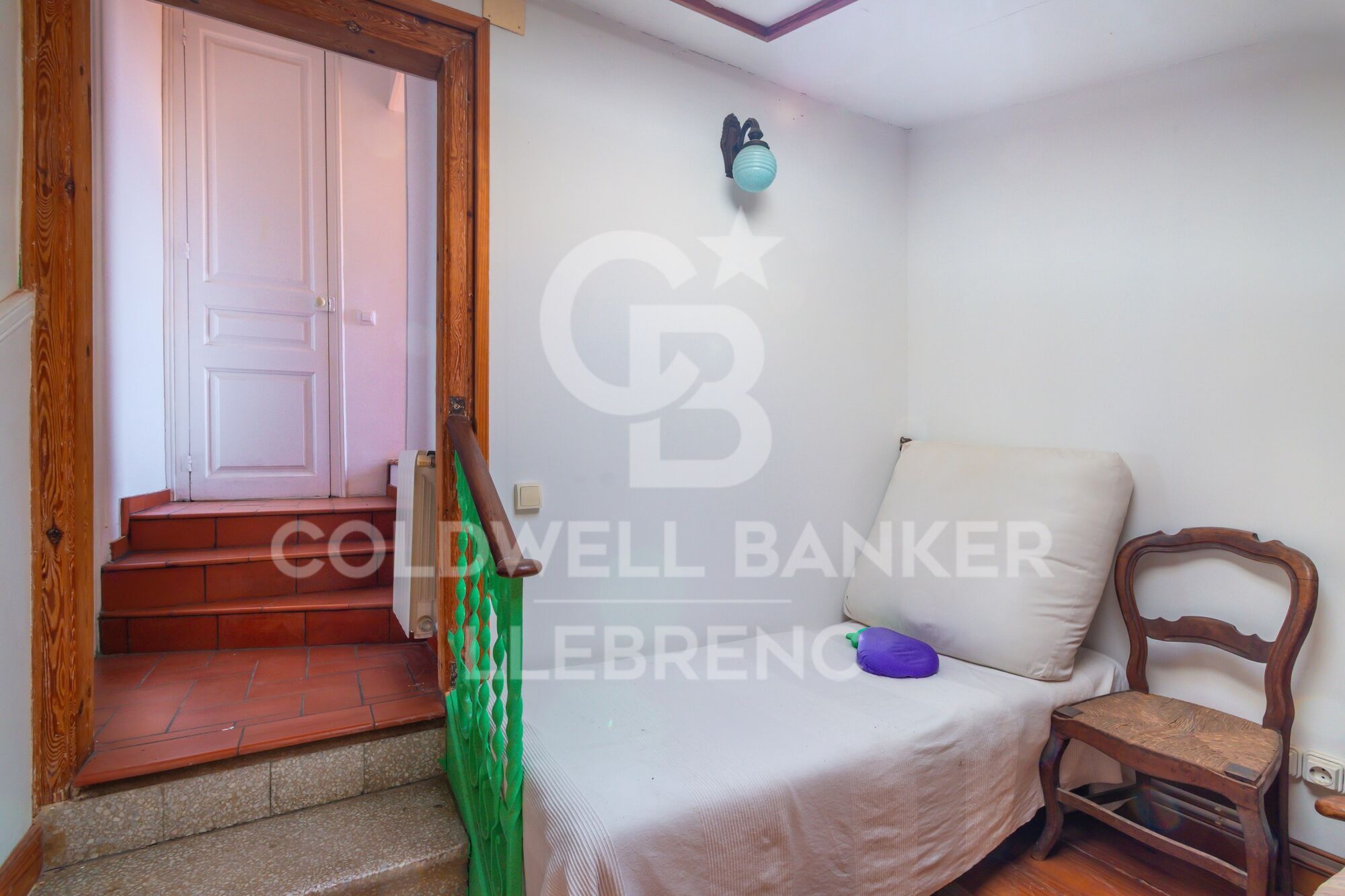 Modernist villa for sale in the Tibidabo neighbourhood