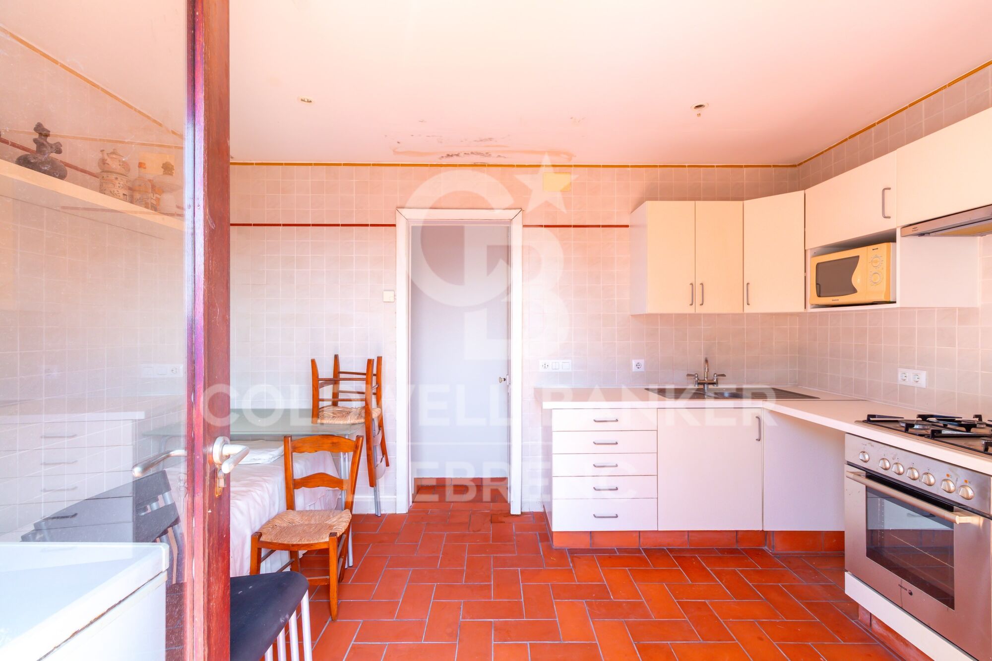 Modernist villa for sale in the Tibidabo neighbourhood