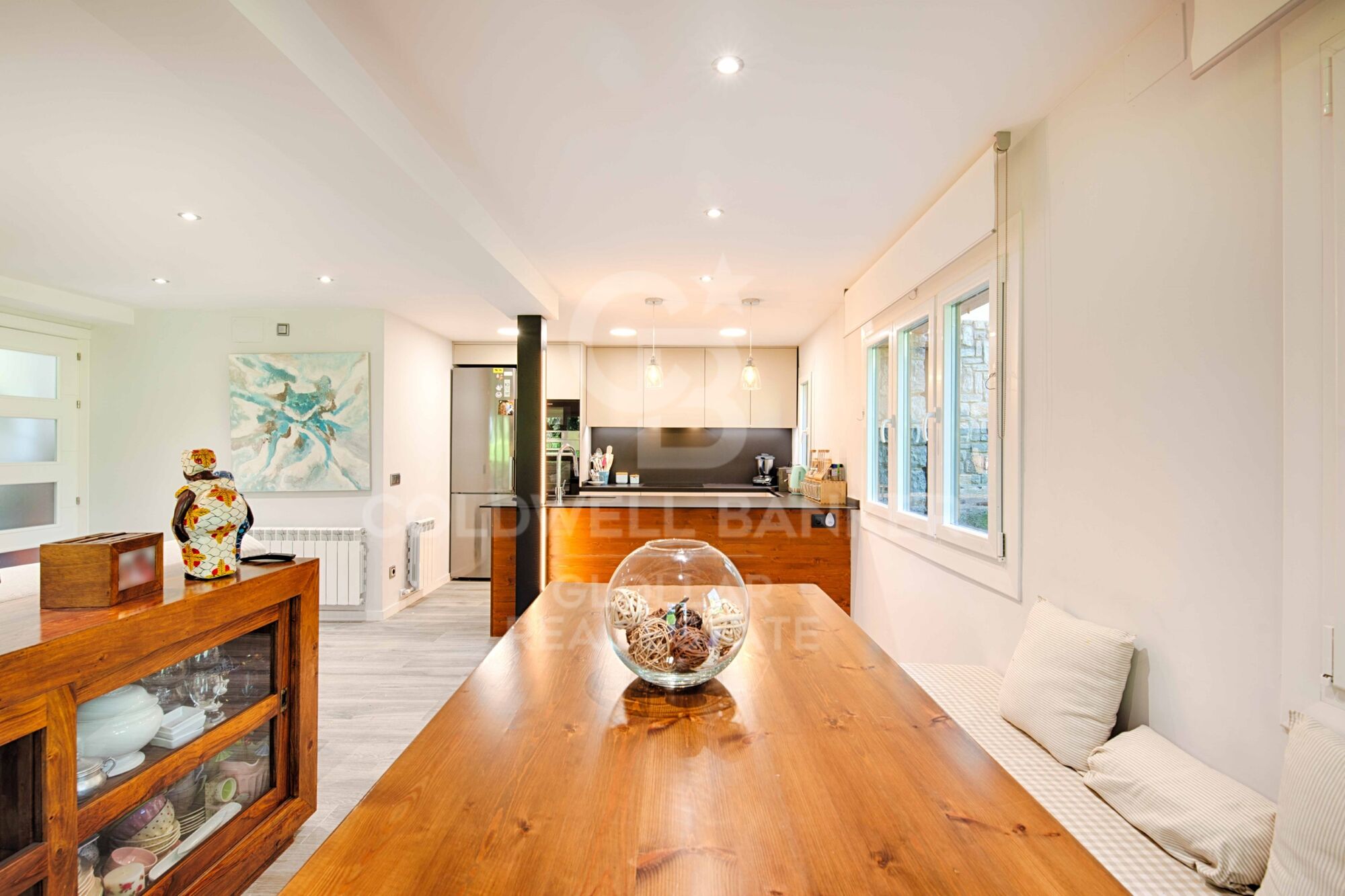 Apartment 3 Bedrooms Sale Alp