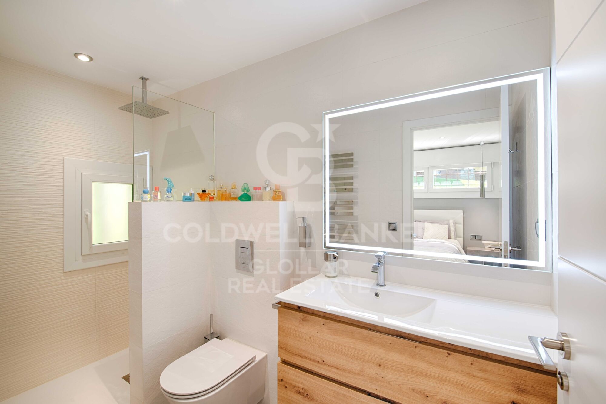 Apartment 3 Bedrooms Sale Alp