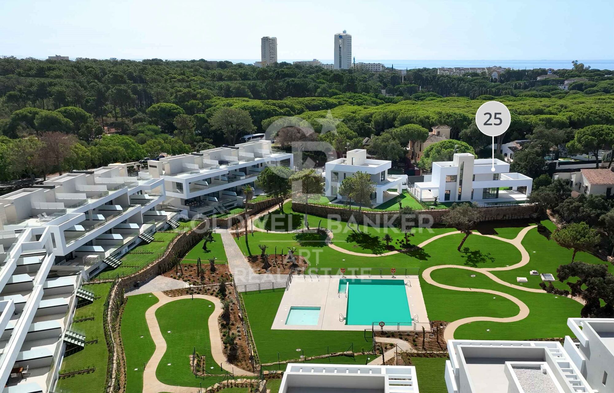 Contemporary-style townhouse in Marbella