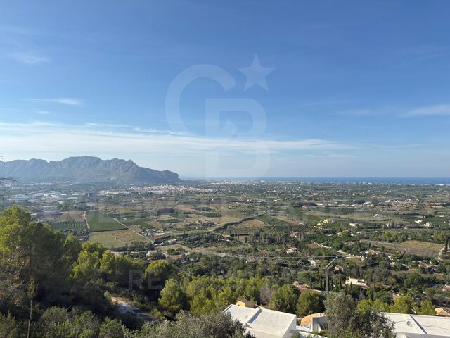 Exclusiva oportunidad en La Sella - Lote de 11 parcelas disponibles