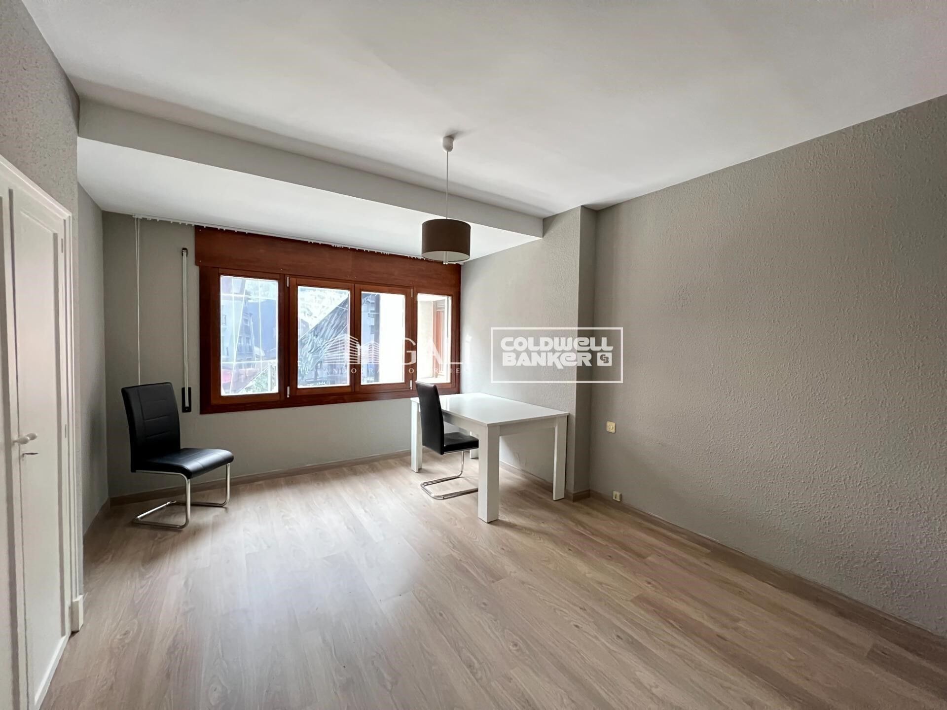 Apartment 4 Bedrooms Sale Andorra la Vella