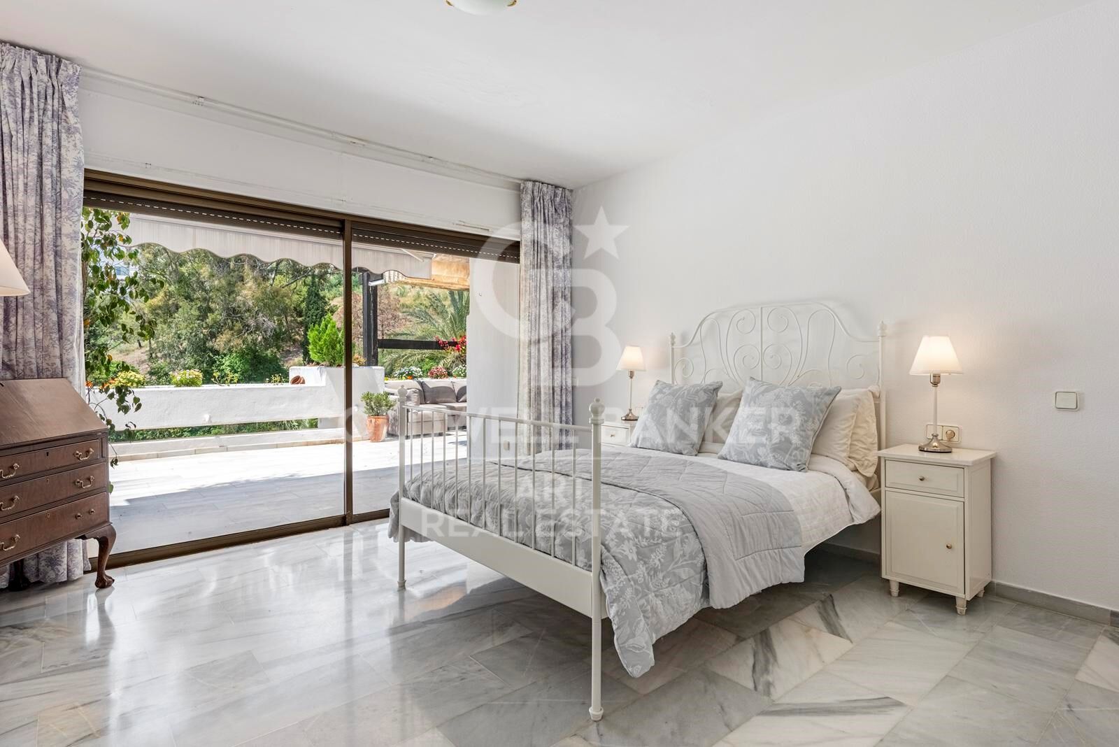 Elegante Wohnung in King's Hills, Marbellas Goldene Meile