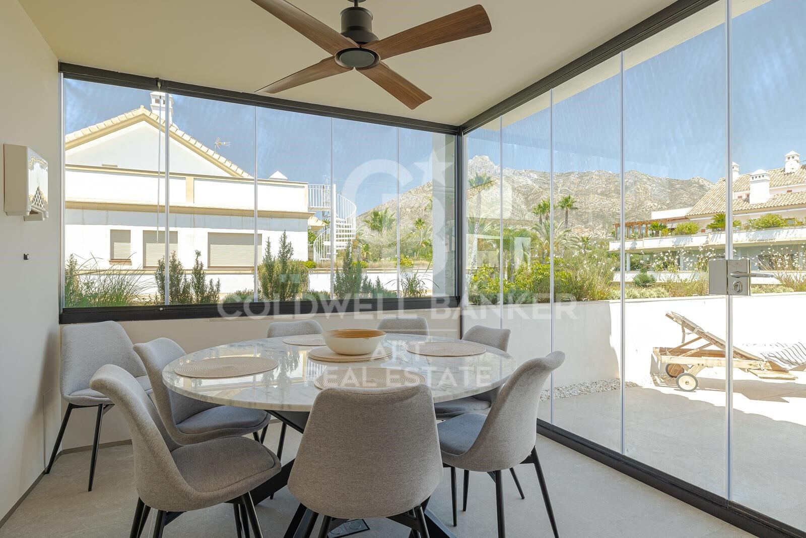 Ático dúplex con estilo en la Milla de Oro de Marbella