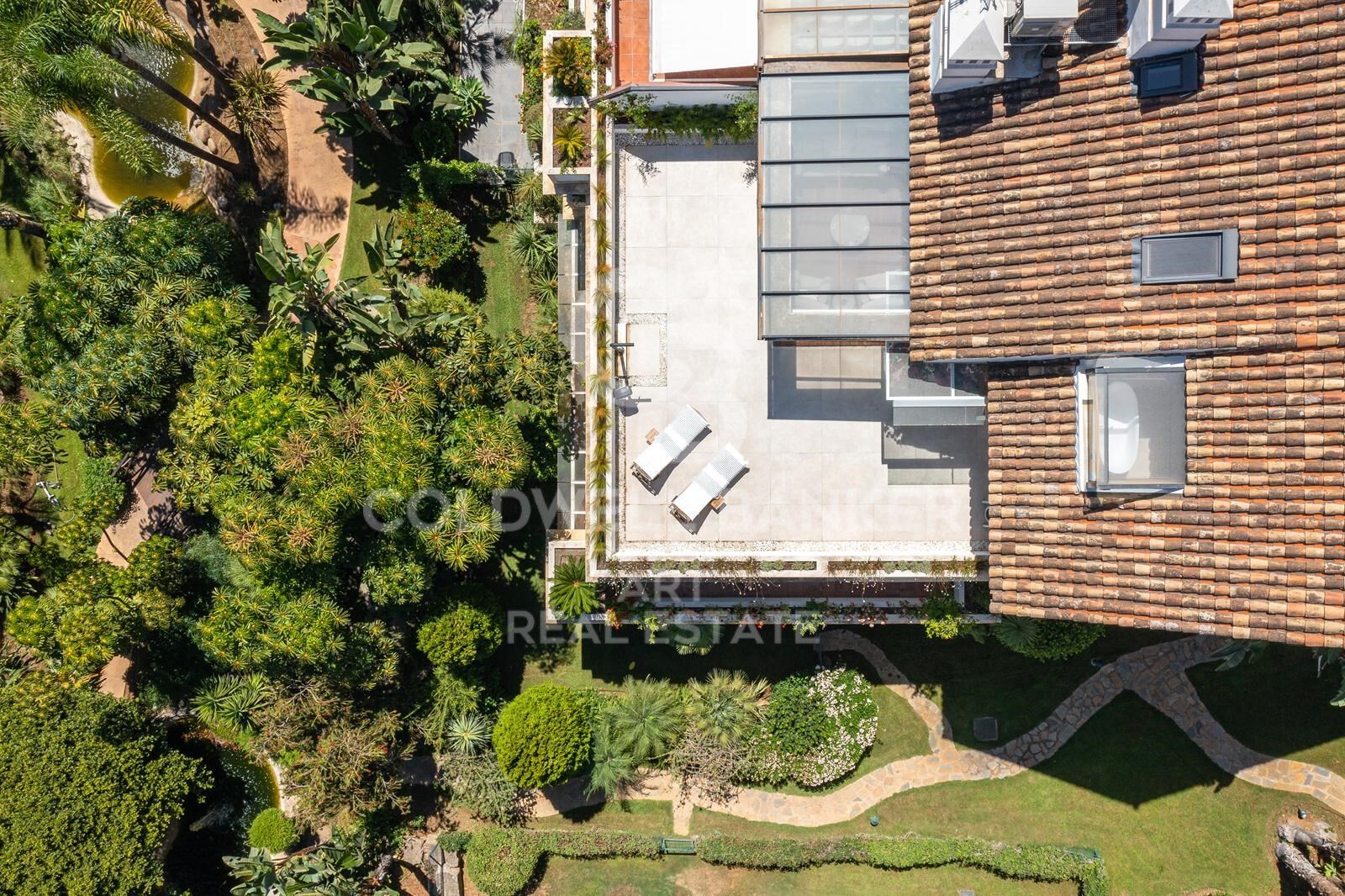 Ático dúplex con estilo en la Milla de Oro de Marbella