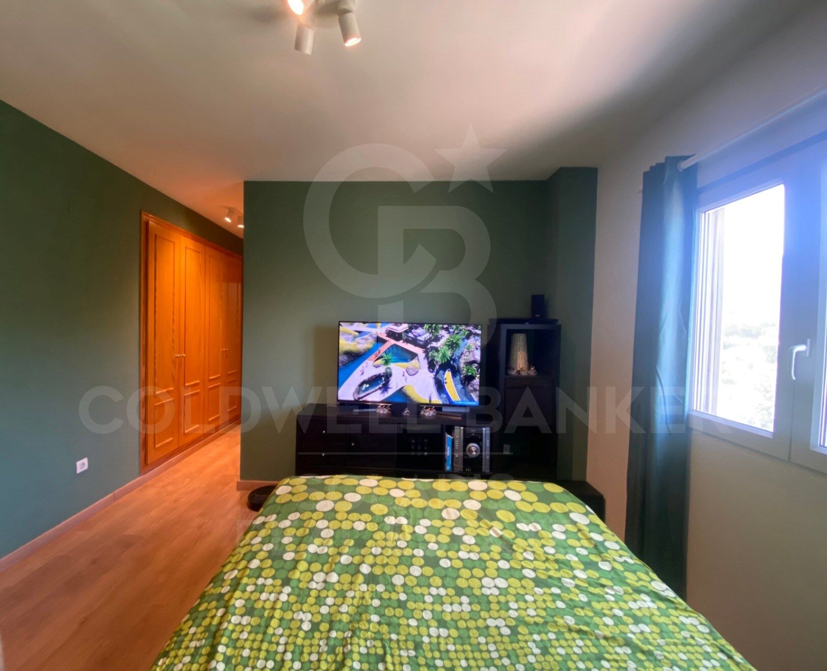 Cozy Apartment with Ample Spaces and Privileged Location in Xaló