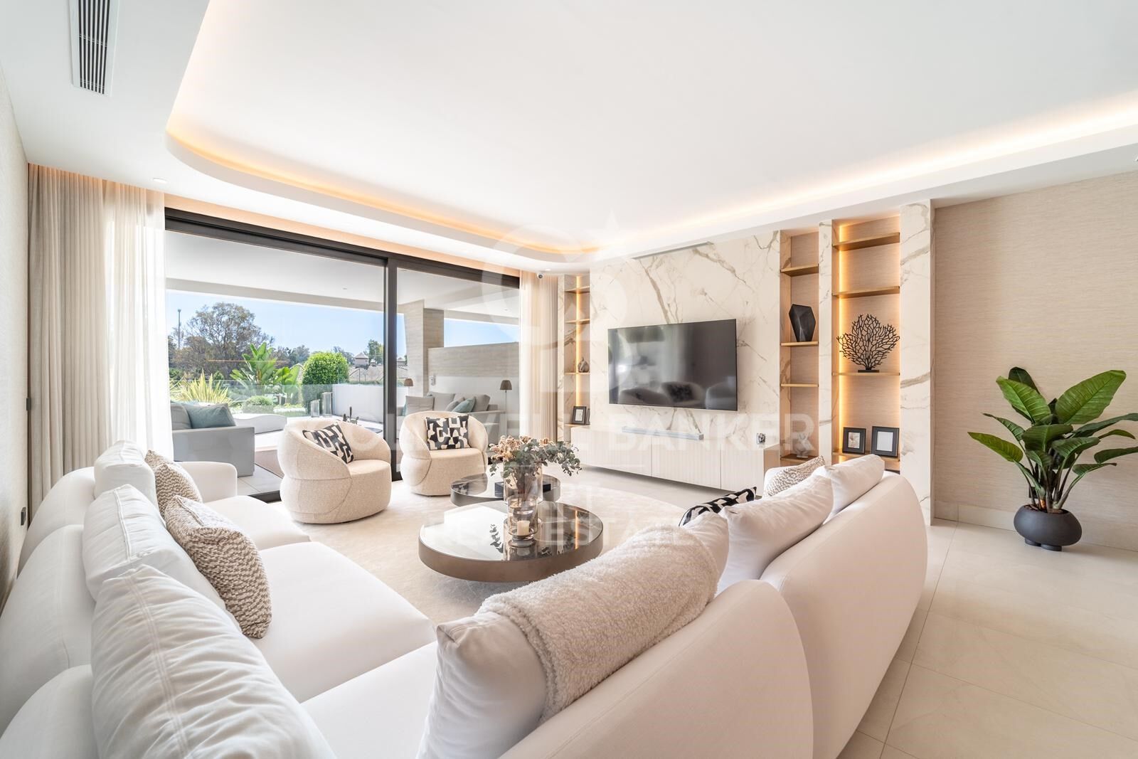Designer Ground Floor Duplex in EPIC Marbella by Fendi