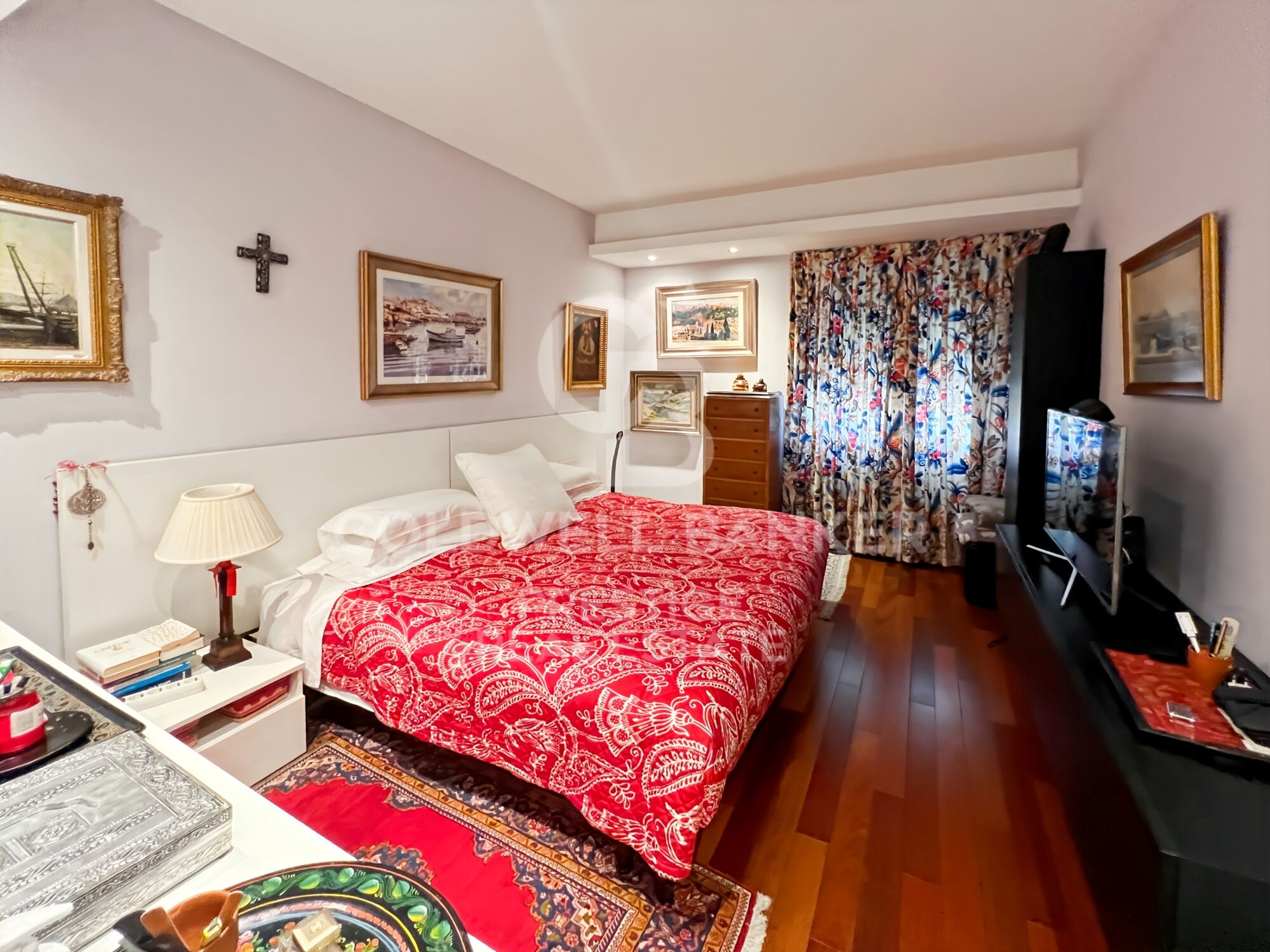 Luxury Apartment for Sale in Turó Park Barcelona with Terrace