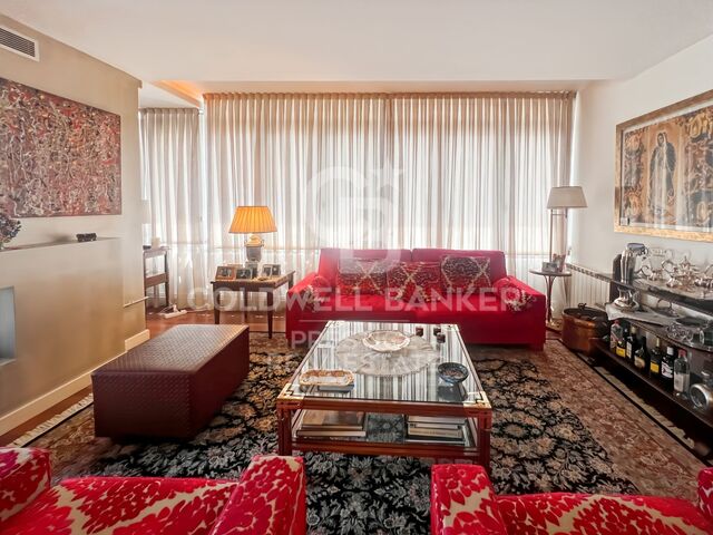 Luxury Apartment for Sale in Turó Park Barcelona with Terrace