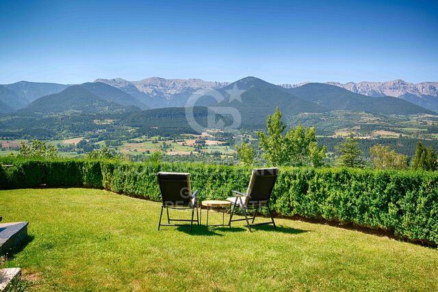 Casa en Prullans con vistas de ensueño