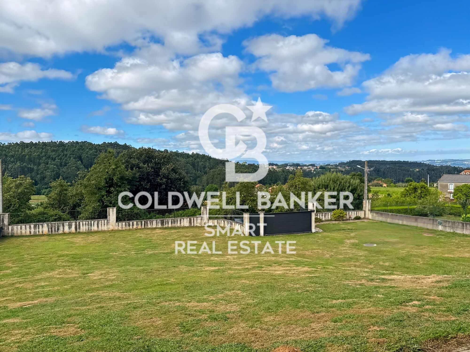 House 5 Bedrooms Triplex Sale Vilarmaior