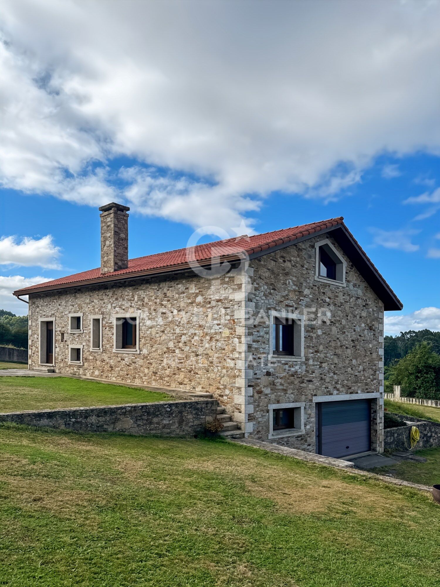 House 5 Bedrooms Triplex Sale Vilarmaior