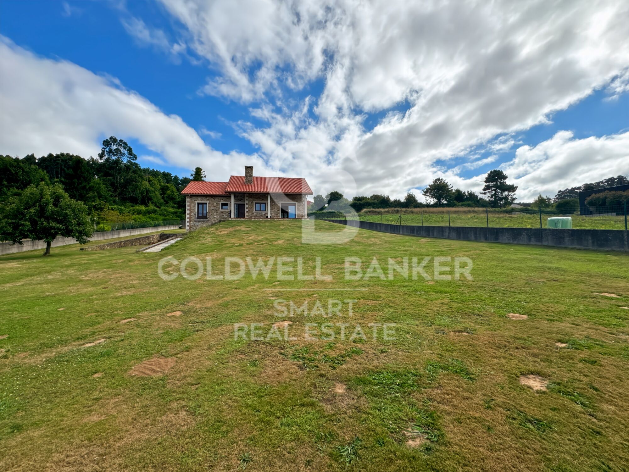 House 5 Bedrooms Triplex Sale Vilarmaior