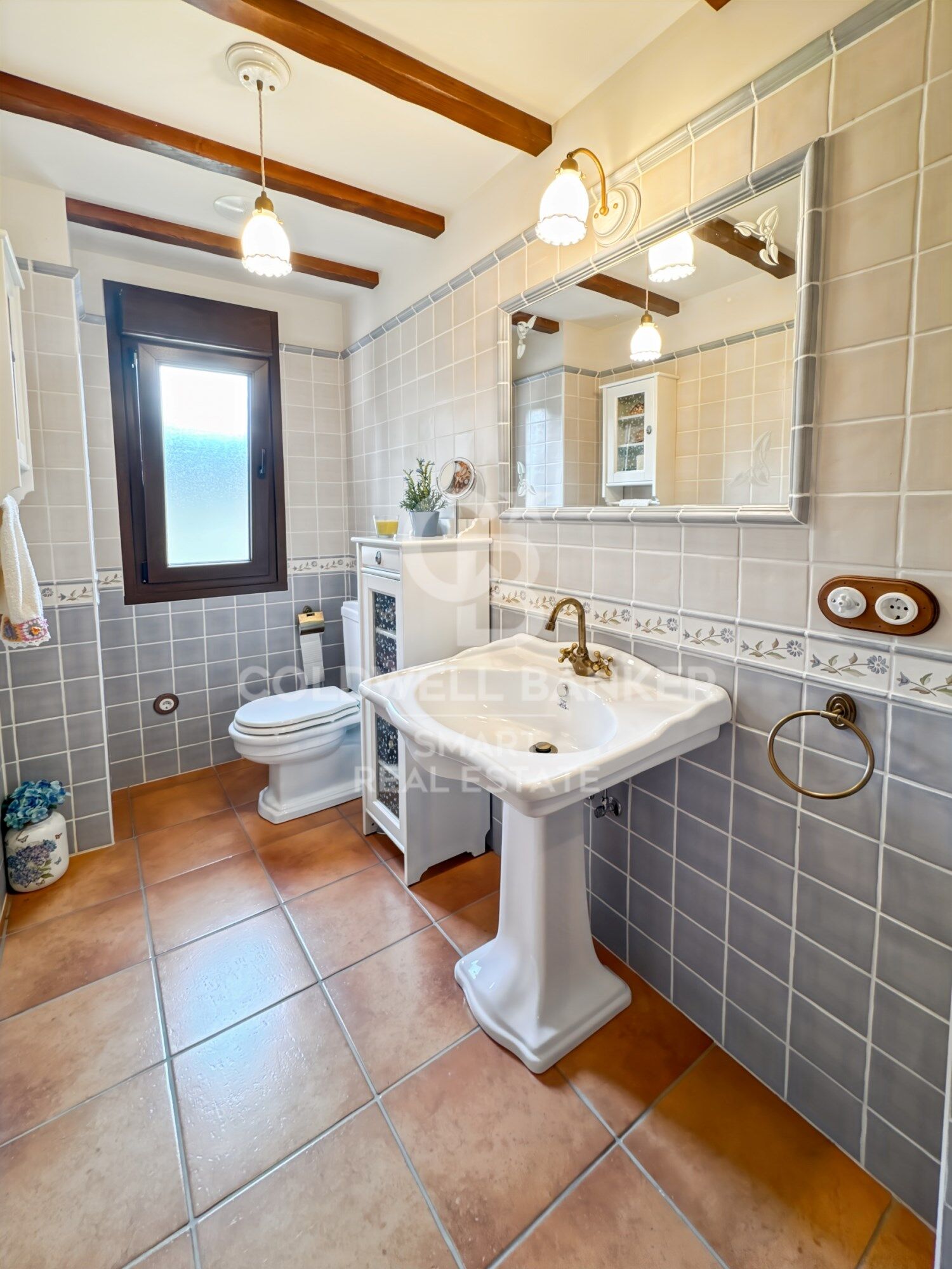 House 5 Bedrooms Triplex Sale Vilarmaior