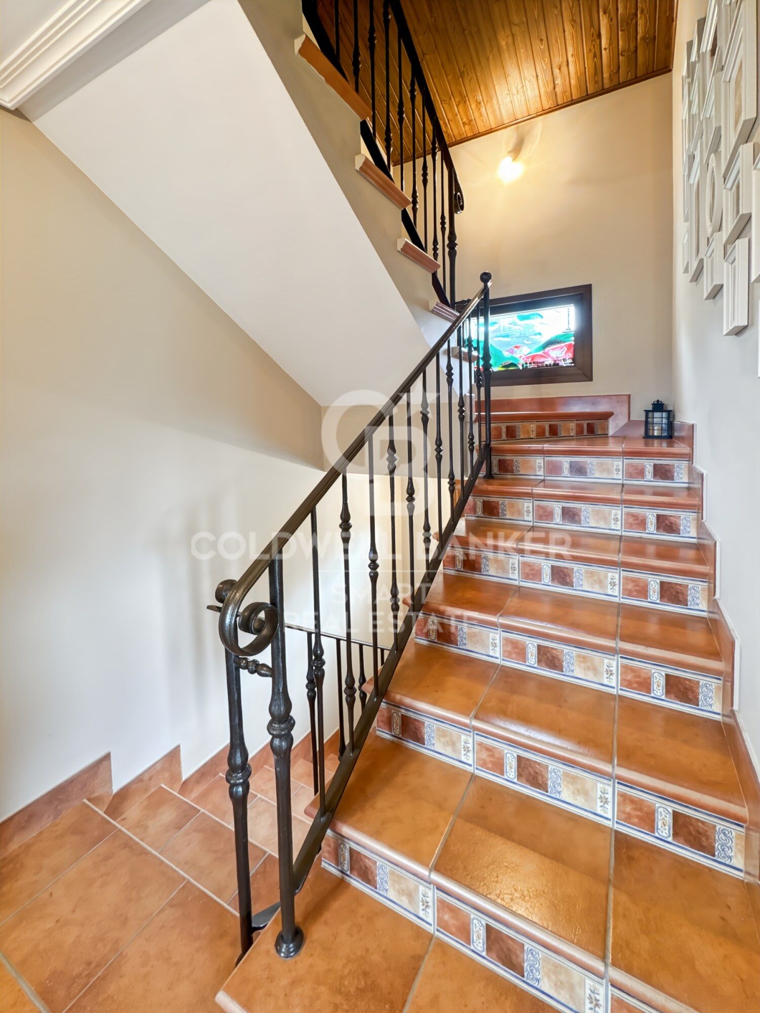 House 5 Bedrooms Triplex Sale Vilarmaior